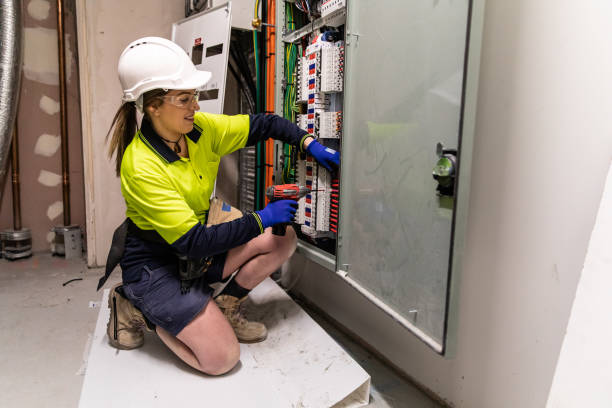 Best Industrial Electrical Services  in Lakes East, CT